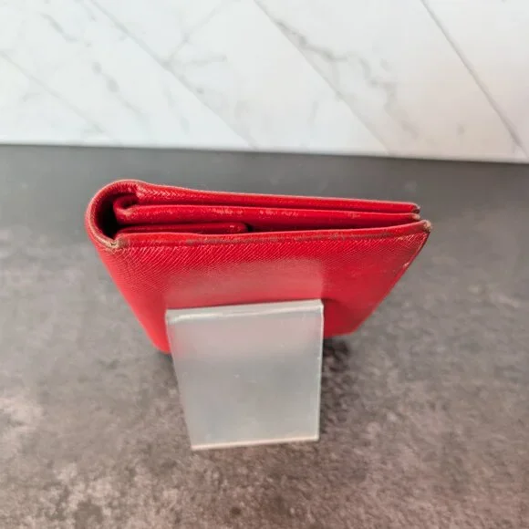 Prada Red Leather Wallet – Classic Snap Closure - Picture 6 of 17